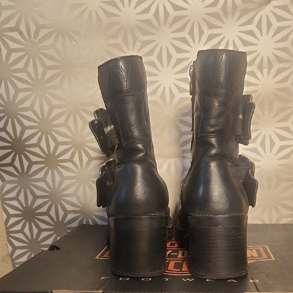 Harley-Davidson Black Moto Boots with Rugged Design - Picture 4 of 10
